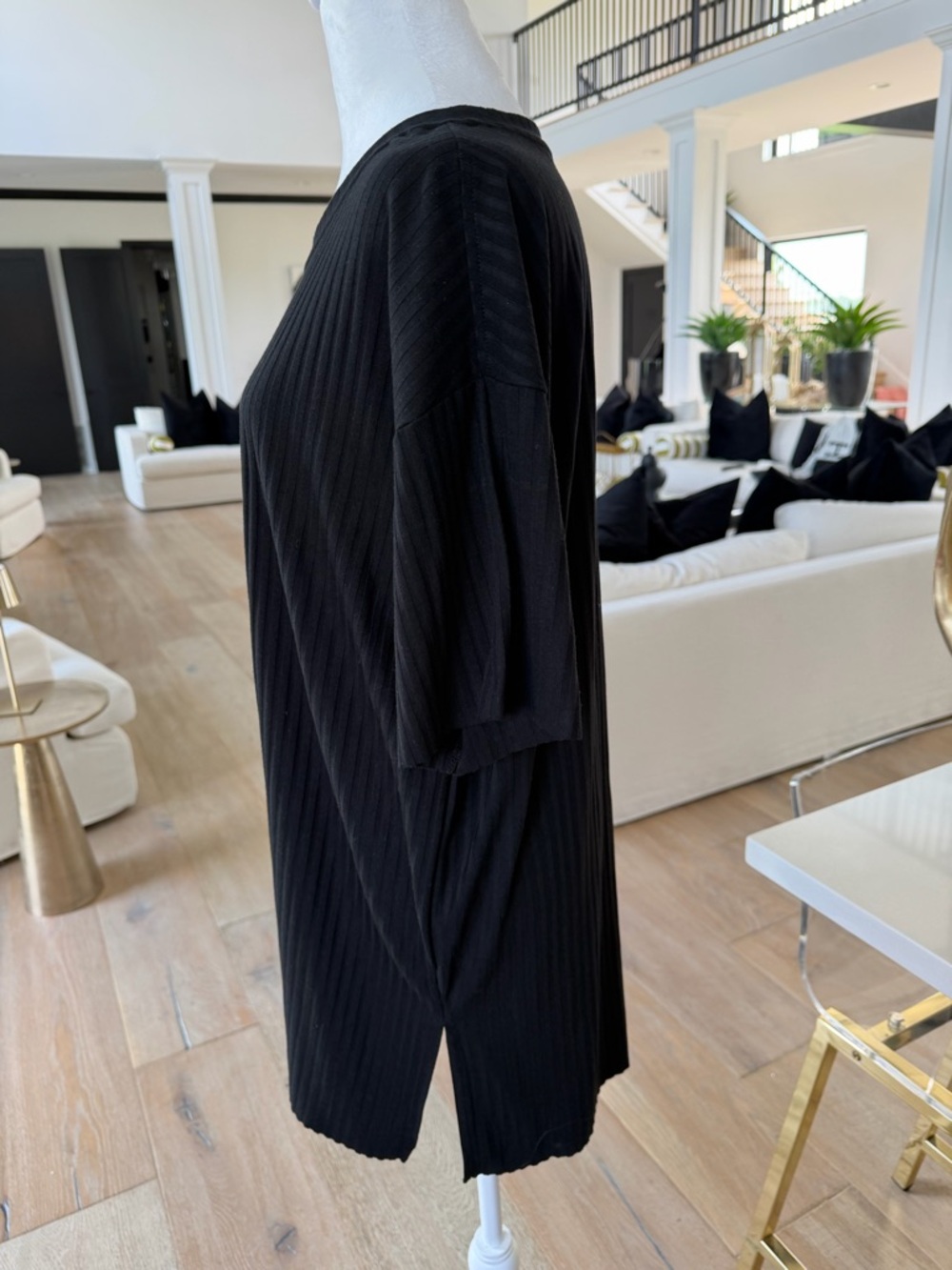 H&M Black Ribbed Short-Sleeve Tunic Top - Picture 3 of 4